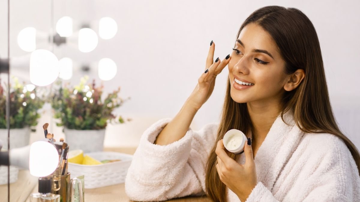 Home Remedies or Dermatologist Visits What Actually Works for Your Skin